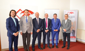 U.D. rektori Hashani pret në takim zyrtar rektorët e universiteteve publike të Kosovës